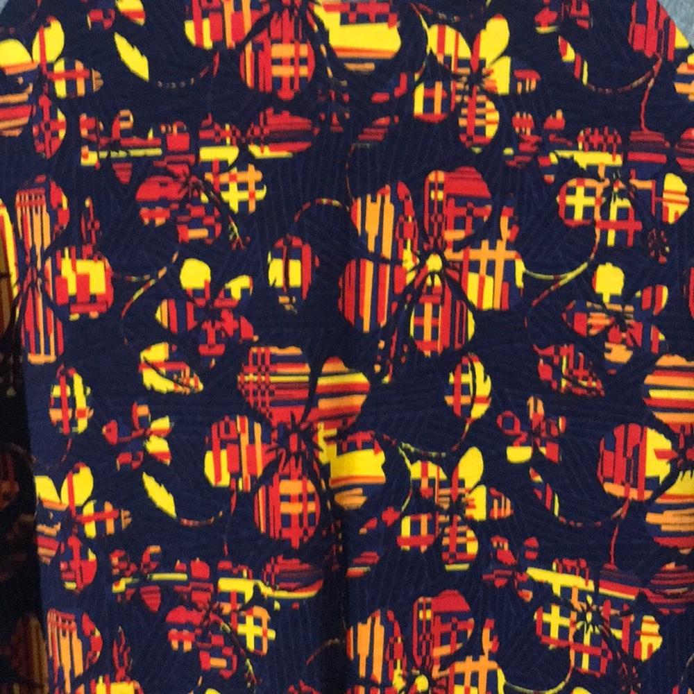 Lularoe Randy shirt. - Picture 3 of 6